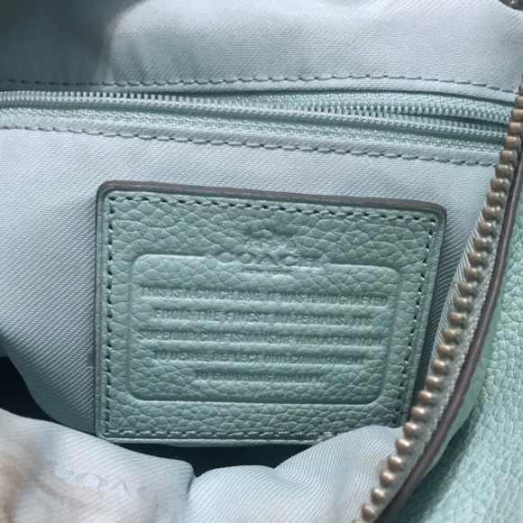 Amazing Mint green Coach Purse with shoulder strap - Picture 3 of 8